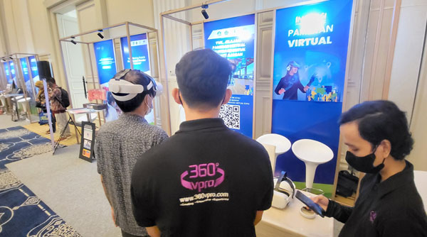 EXPERIENCE-FOR-OCULUS